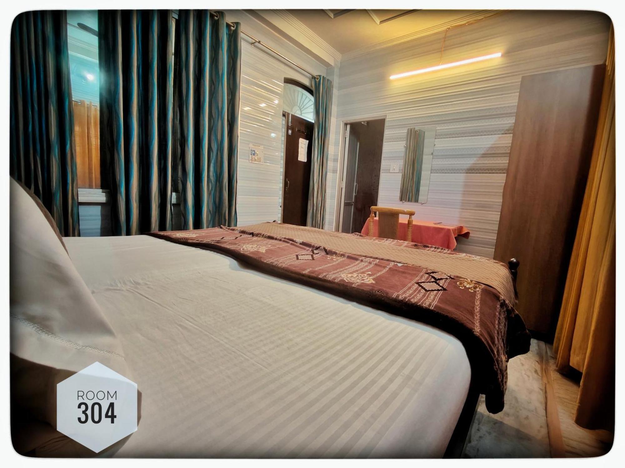 Shri Ganga View Guest House ริชิเคช ภายนอก รูปภาพ